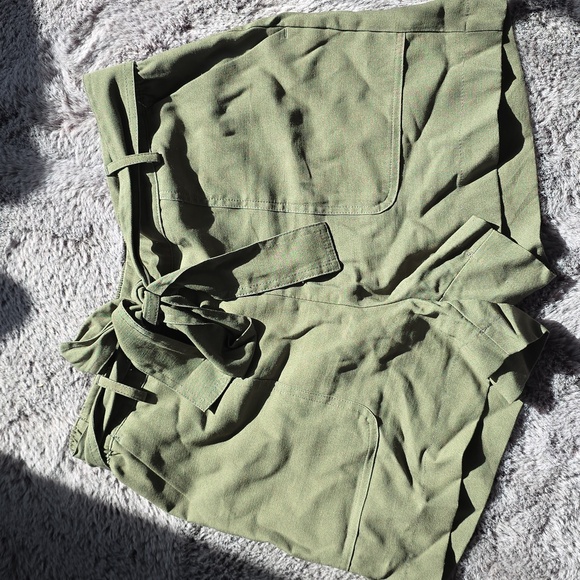 A new day green High Rise shorts With Tie Size M - Picture 1 of 12